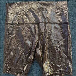 NEW WITHOUT TAGS: lululemon ALIGN BIKE SHORTS 8” METALLIC BRONZE WOMEN’S SIZE 10